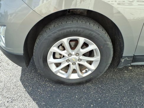 Used 2019 Chevrolet Equinox LT image 9