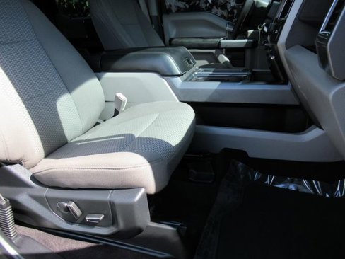 Used 2018 Ford F150 XLT w/ Equipment Group 302A Luxury image 10