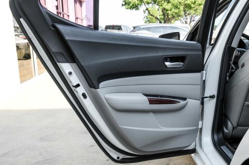 Used 2016 Acura TLX V6 image 43