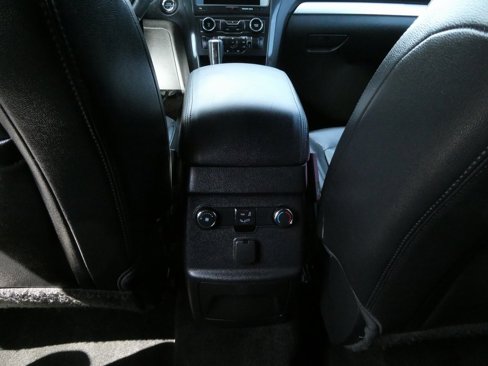 Used 2017 Ford Explorer XLT w/ Equipment Group 202A image 40