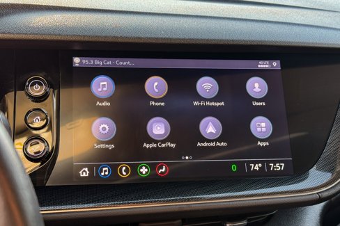 Used 2021 Buick Envision Essence w/ Sport Touring Package image 17