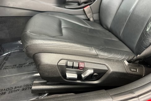 Used 2017 BMW 320i Sedan image 14