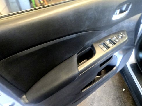 Used 2016 Honda CR-V LX image 28