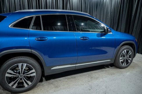 Certified 2025 Mercedes-Benz GLA 250 image 4