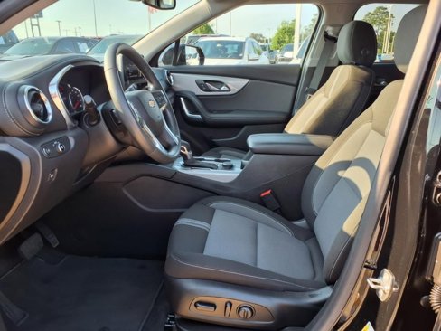 Certified 2023 Chevrolet Blazer LT w/ Convenience Package image 19