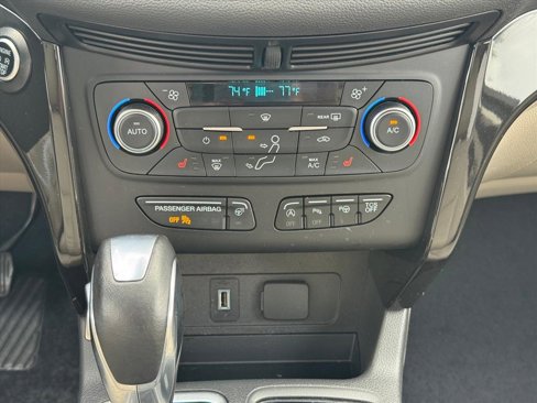 Used 2018 Ford Escape Titanium w/ Ford Safe & Smart Package image 14