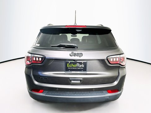 Used 2018 Jeep Compass Latitude w/ Popular Equipment Group image 7