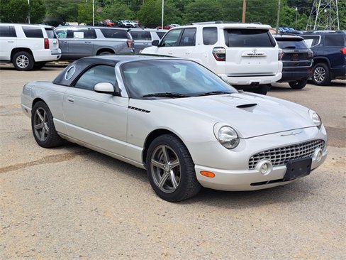 Used 2004 Ford Thunderbird image 7