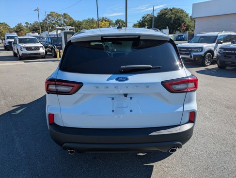 New 2025 Ford Escape ST-Line w/ Tech Pack #1 image 4