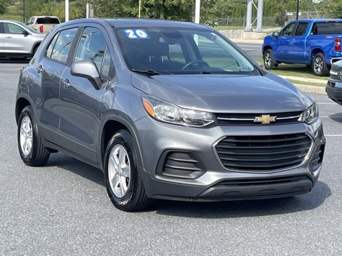 Used 2020 Chevrolet Trax LS image 1
