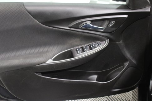 Used 2022 Chevrolet Malibu LS image 3