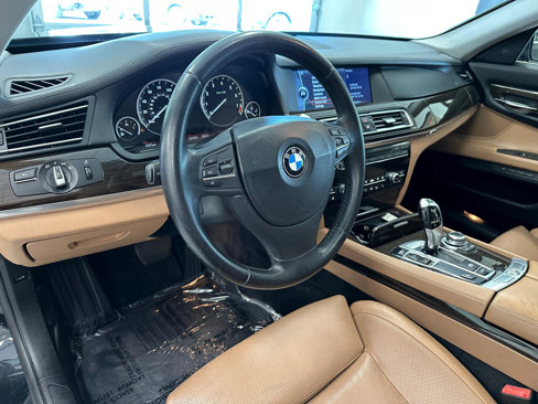 Used 2011 BMW 740Li image 15