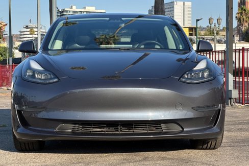 Used 2021 Tesla Model 3 Standard Range Plus image 9