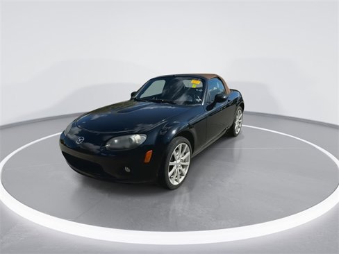Used 2006 MAZDA MX-5 Miata Grand Touring image 4