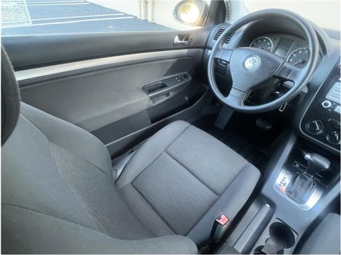 Used 2009 Volkswagen Rabbit S image 31