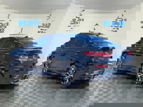 Used 2019 Kia Optima S image 3