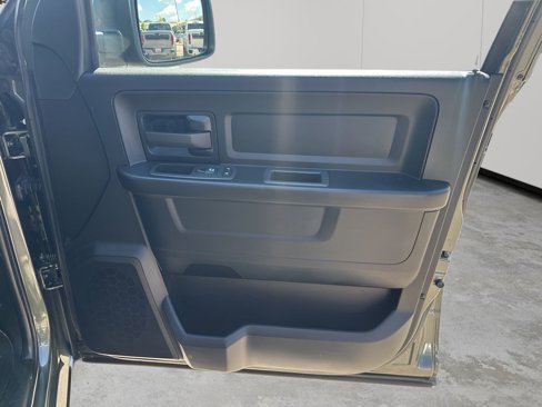Used 2021 RAM 1500 Tradesman image 12