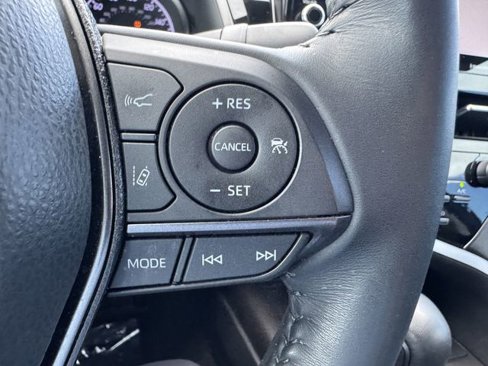 Used 2022 Toyota Camry SE image 28