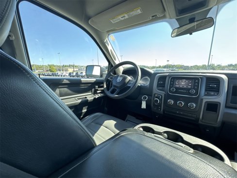 Used 2022 RAM 1500 Tradesman w/ Chrome Appearance Group image 15