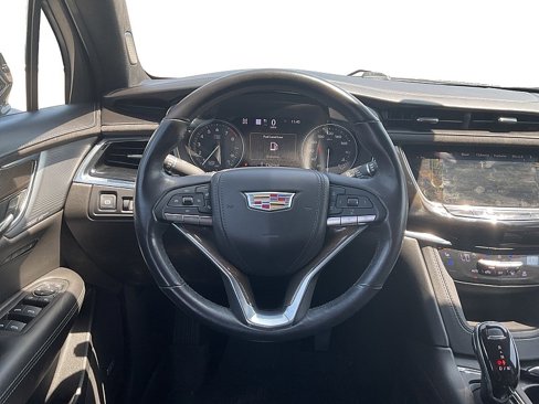 Used 2021 Cadillac XT6 Premium Luxury w/ Platinum Package image 14