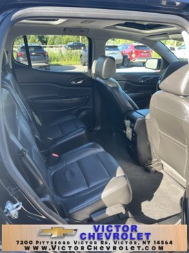 Used 2018 GMC Acadia SLT image 26