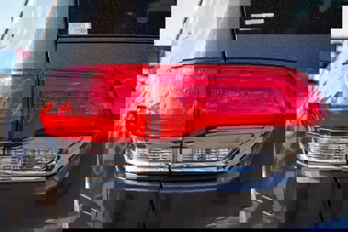Used 2014 Jeep Grand Cherokee Overland image 7