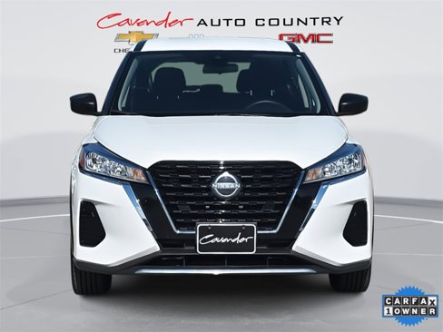 Used 2024 Nissan Kicks S image 2