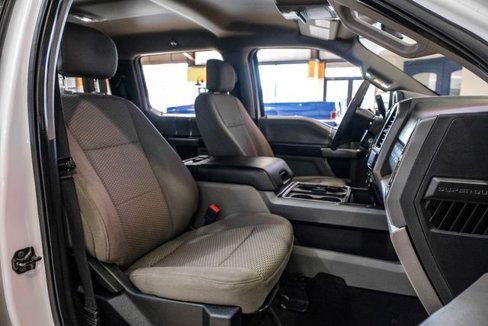 Used 2020 Ford F250 XLT w/ XLT Premium Package image 32