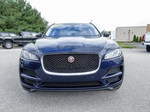 Used 2018 Jaguar F-PACE Premium image 7