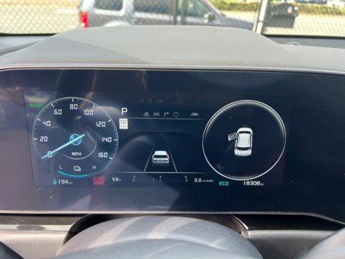 Used 2023 Kia Niro Wave image 15
