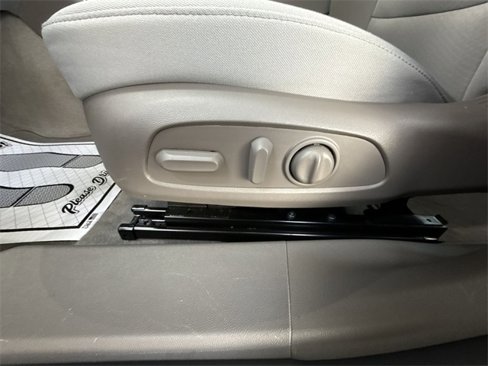 Certified 2022 Chevrolet Malibu LT image 12