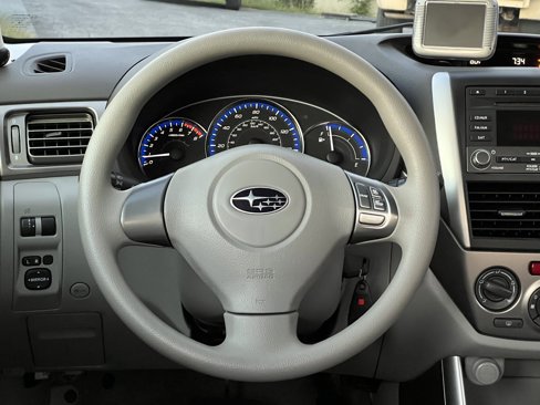 Used 2010 Subaru Forester 2.5X image 16