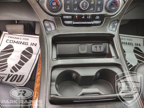 Used 2020 Chevrolet Suburban Premier image 36