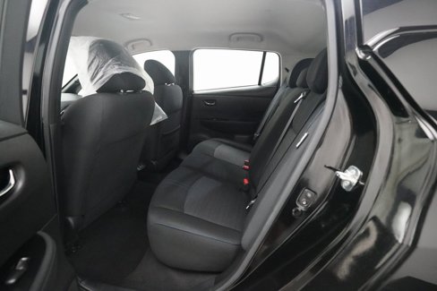 Used 2020 Nissan Leaf SV w/ SV Technology Package image 15