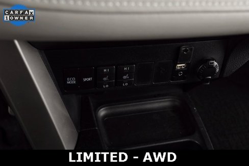 Used 2016 Toyota RAV4 Limited image 33