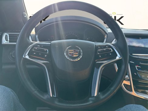 Used 2014 Cadillac SRX Luxury image 17