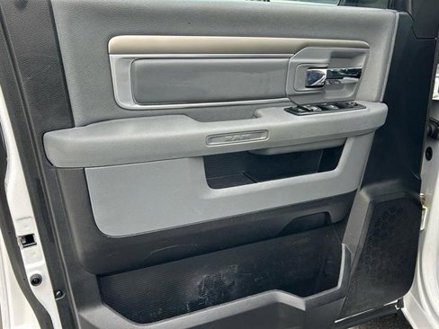 Used 2014 RAM 1500 Classic SLT image 17