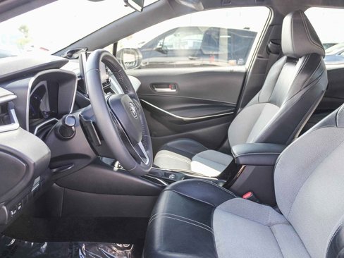 Used 2020 Toyota Corolla XSE image 18