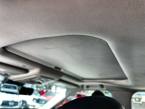 Used 2020 Toyota Highlander XLE image 19