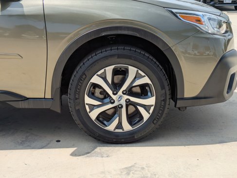 Used 2020 Subaru Outback Touring w/ Popular Package #2 image 32