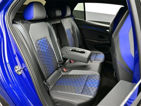 Used 2025 Volkswagen Golf R Black Edition image 16