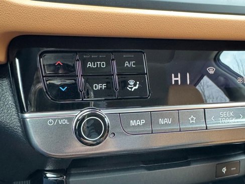 New 2025 Kia Seltos EX w/ EX Sunroof Package image 20