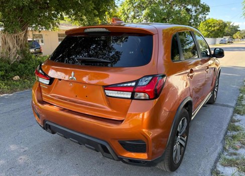 Used 2020 Mitsubishi Outlander Sport SE image 4