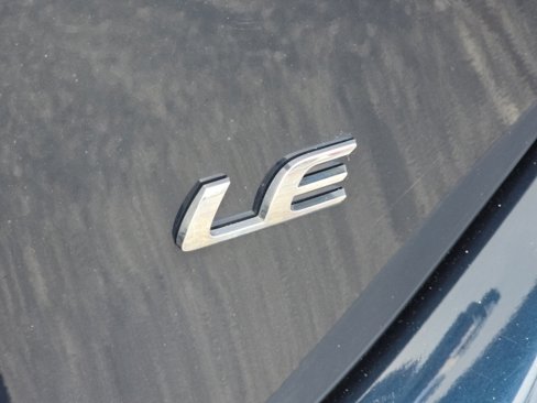 Used 2017 Toyota Corolla L image 12