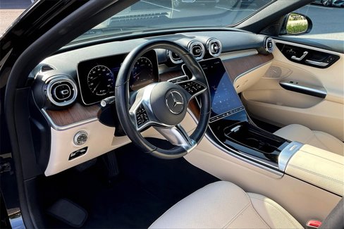 Certified 2022 Mercedes-Benz C 300 4MATIC Sedan image 11