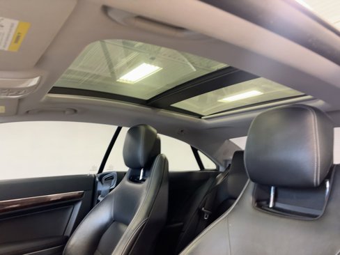 Used 2010 Mercedes-Benz E 550 Coupe image 14