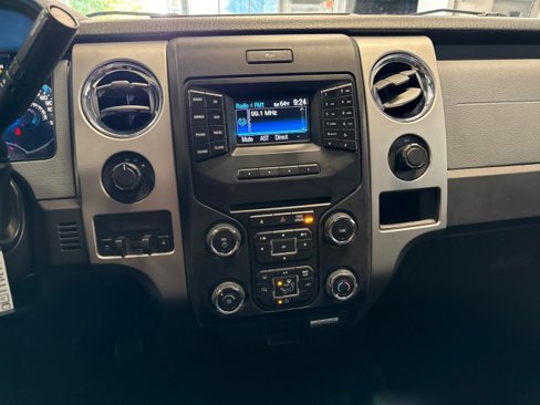 Used 2013 Ford F150 XLT w/ XLT Chrome Pkg image 20