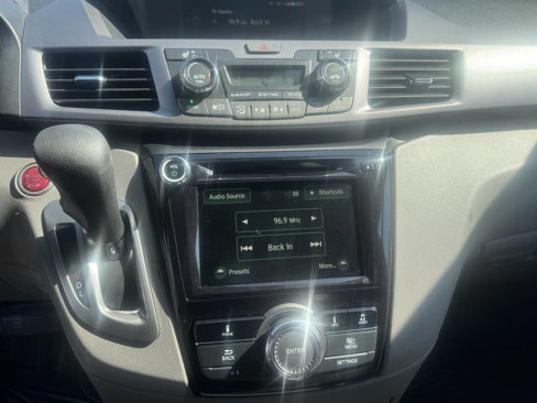 Used 2014 Honda Odyssey EX-L image 17