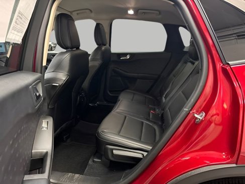 Used 2020 Ford Escape SEL image 30
