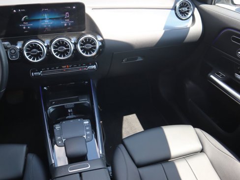 Certified 2022 Mercedes-Benz GLA 250 4MATIC image 12
